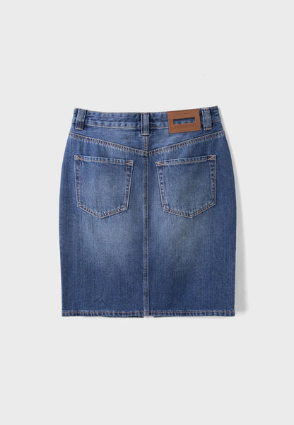 MEDIUM DENIM WASH