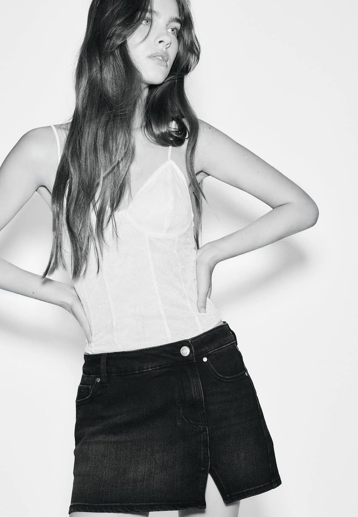BLACK DENIM WASH