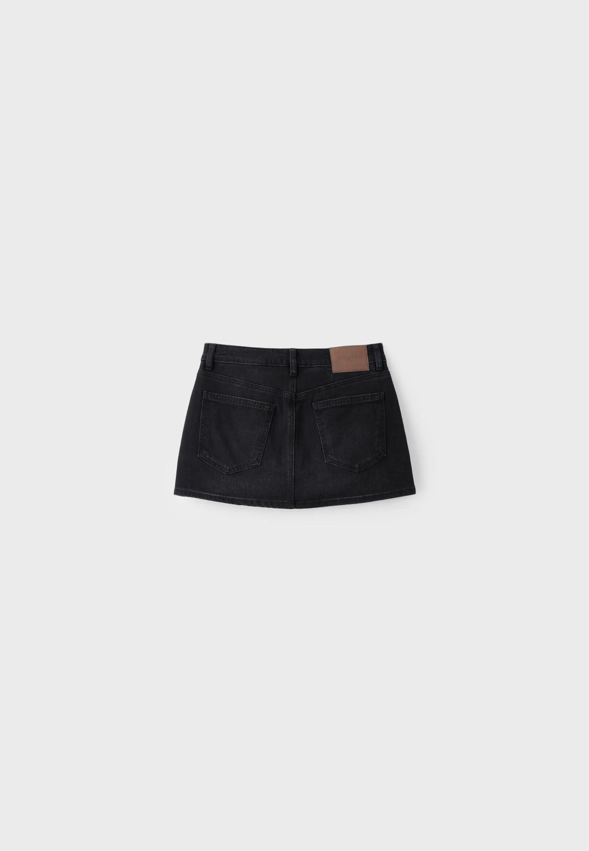 BLACK DENIM WASH