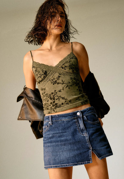 MEDIUM DENIM WASH