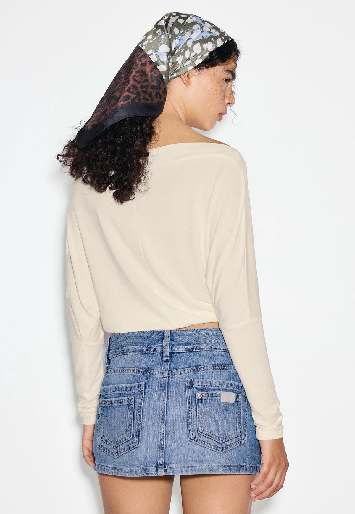 MEDIUM BLUE DENIM