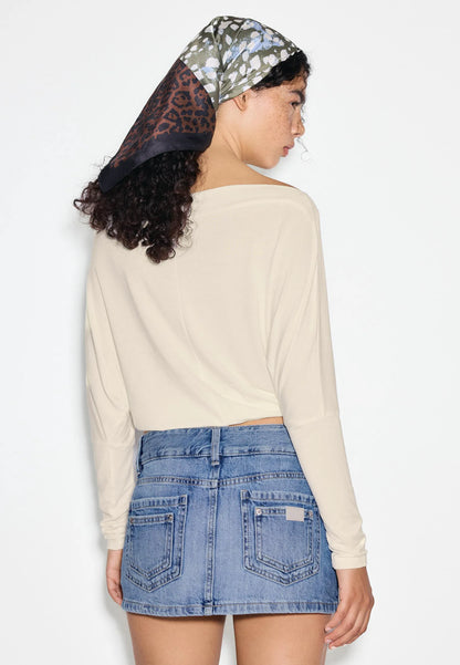MEDIUM BLUE DENIM