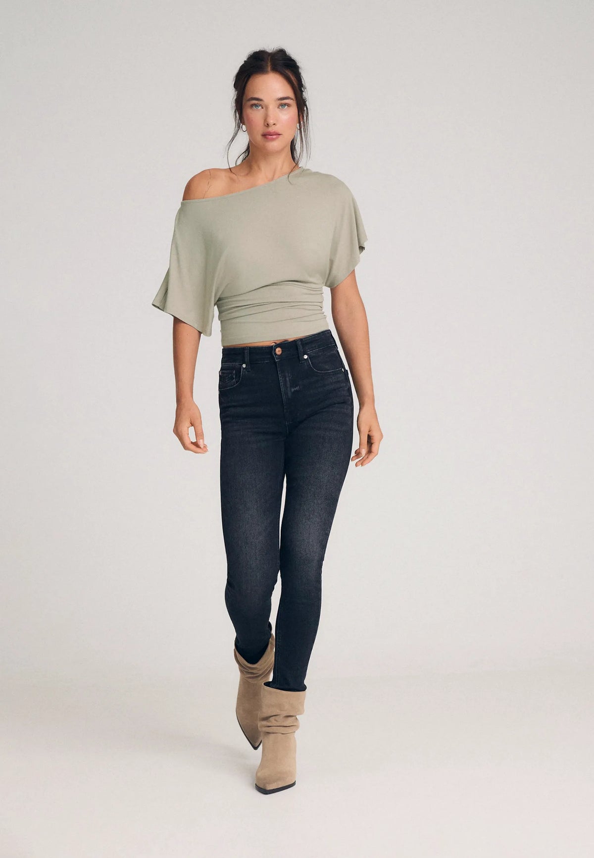 BLACK DENIM RINSE WASH