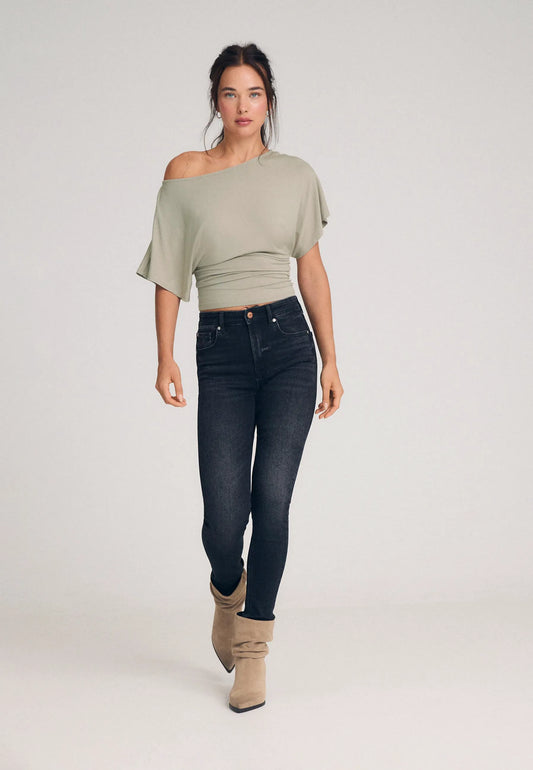 BLACK DENIM RINSE WASH