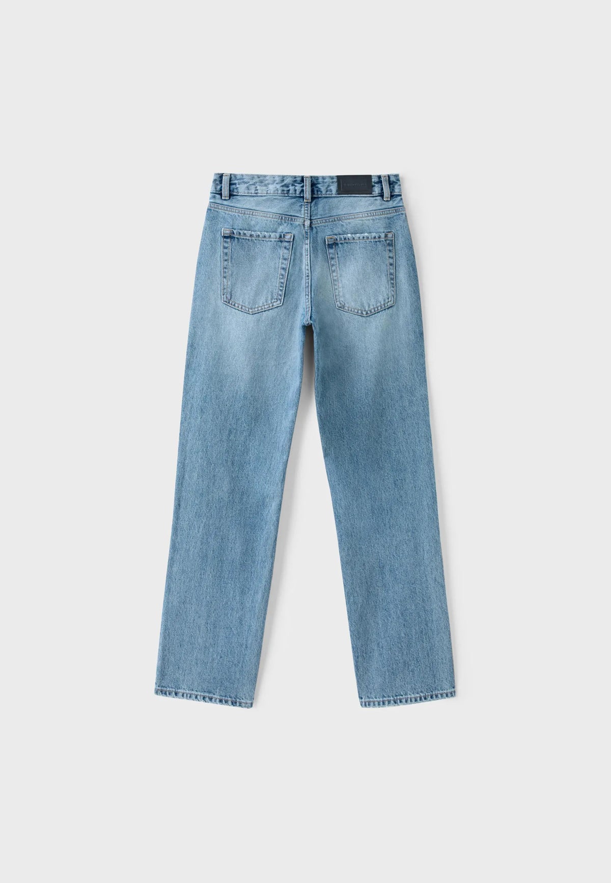 MEDIUM BLUE DENIM