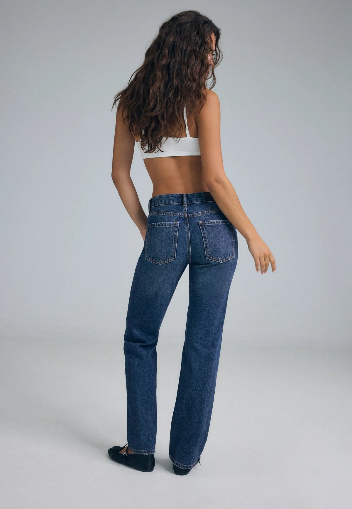 MEDIUM DENIM WASH