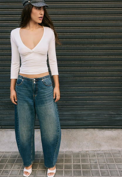 MEDIUM DENIM WASH