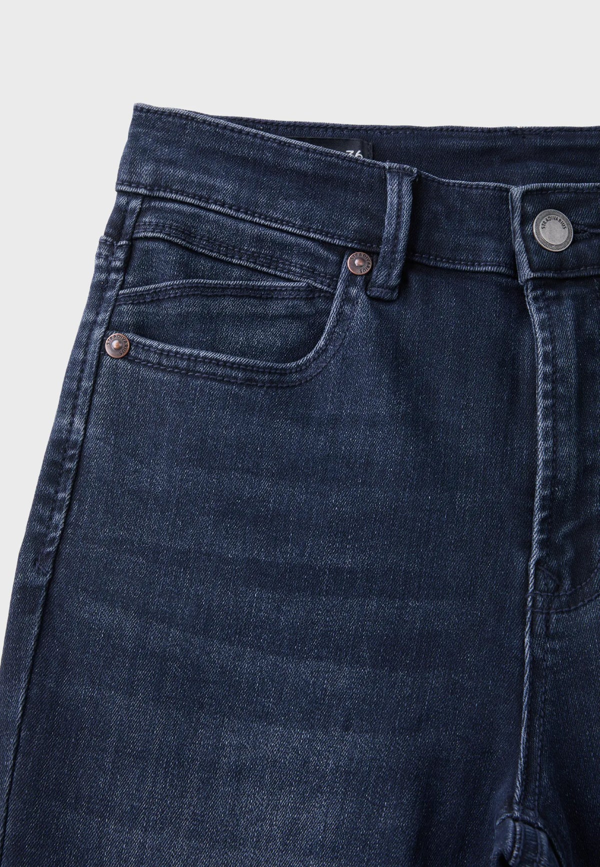 LIGHT GREY DENIM WASH