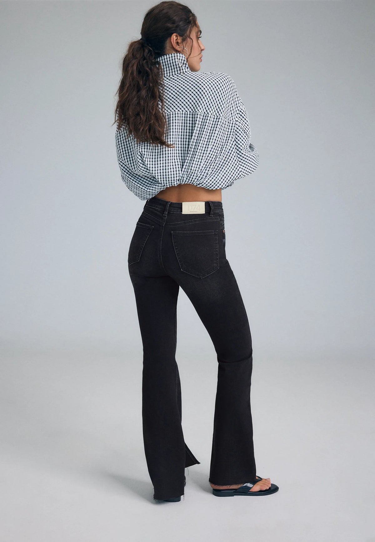 BLACK DENIM RINSE WASH