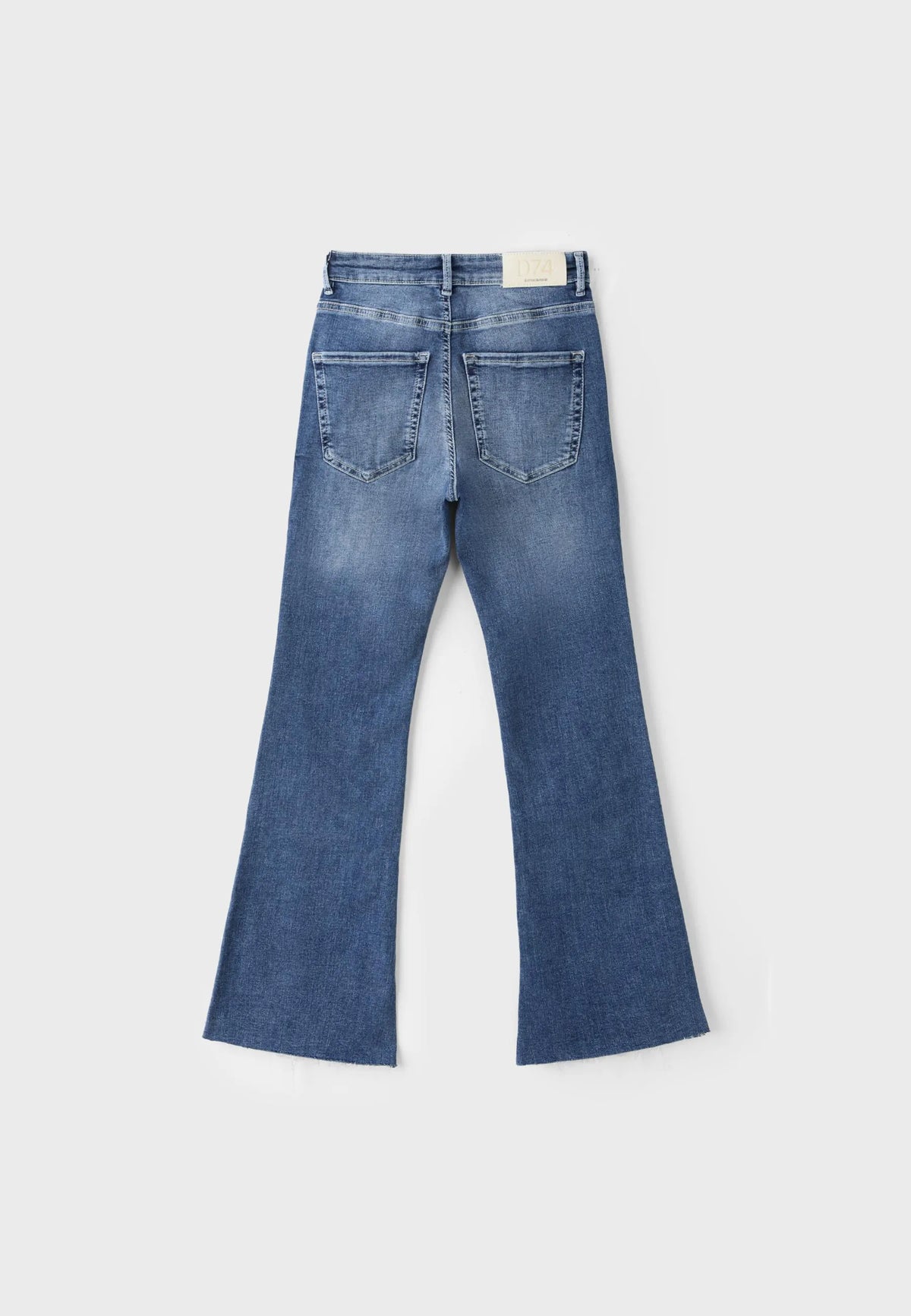 MEDIUM LIGHT BLUE DENIM