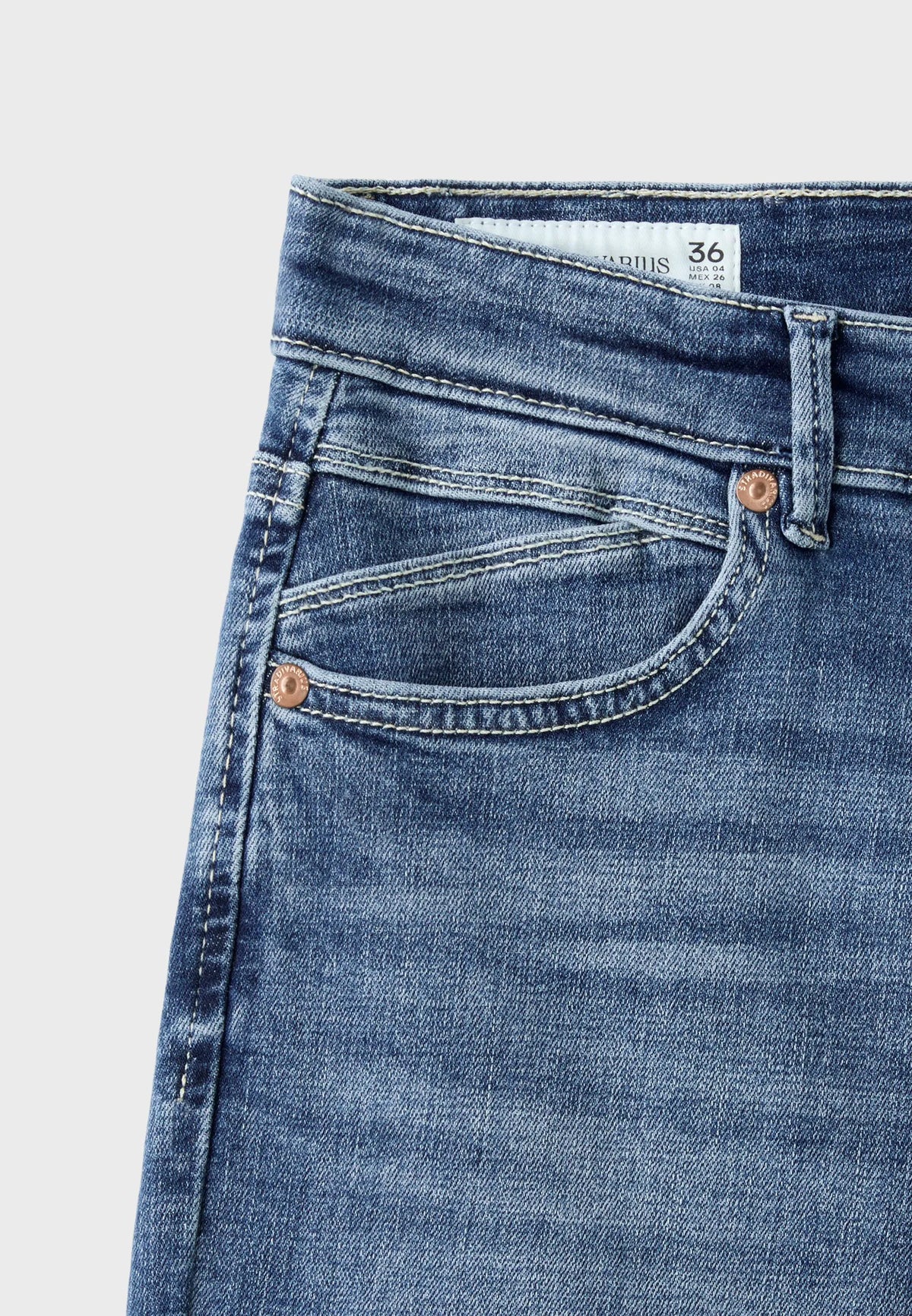MEDIUM LIGHT BLUE DENIM
