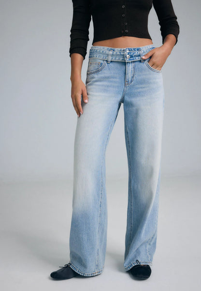 MEDIUM LIGHT BLUE DENIM