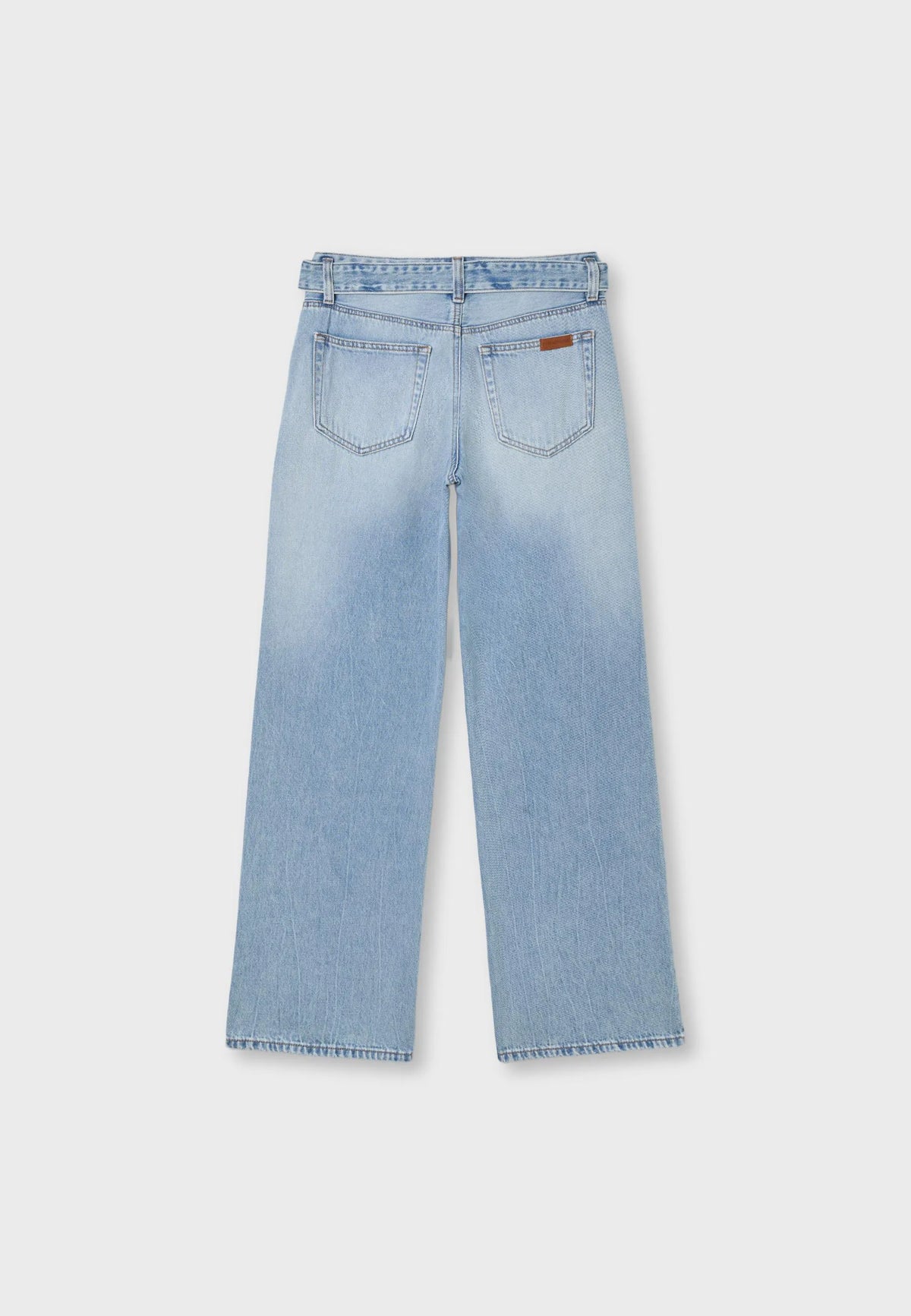 MEDIUM LIGHT BLUE DENIM