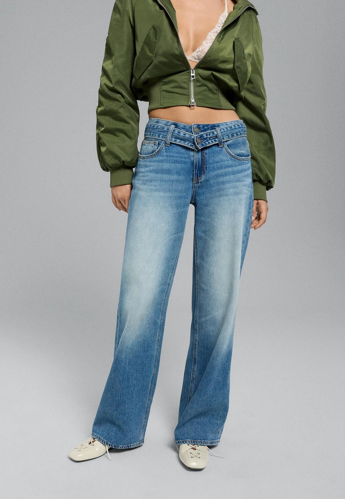 MEDIUM BLUE DENIM