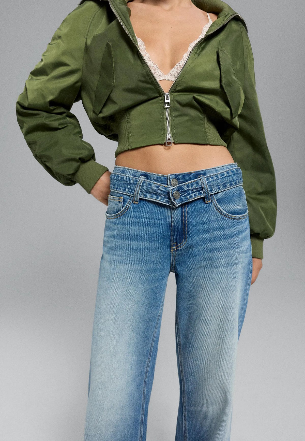 MEDIUM BLUE DENIM