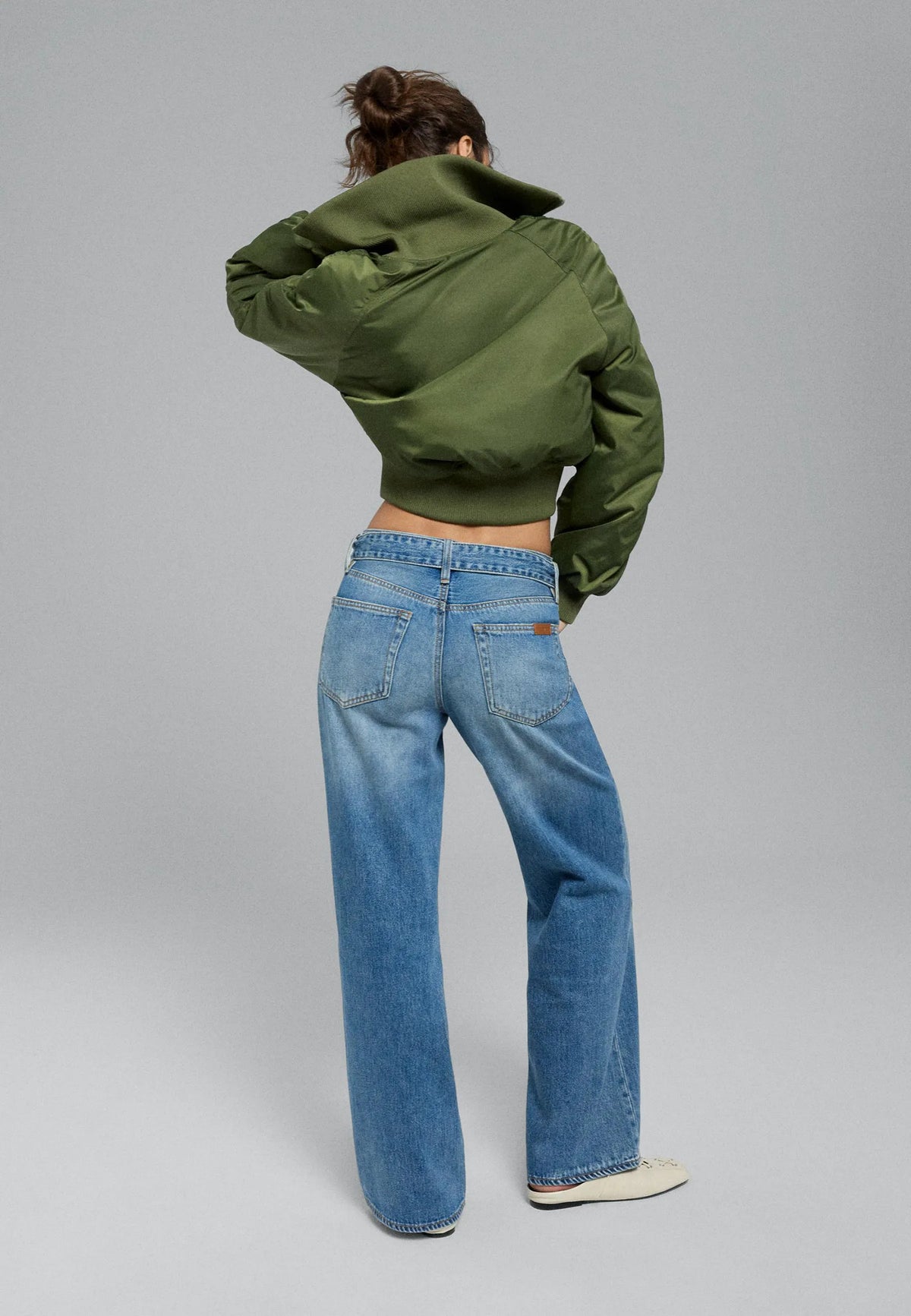 MEDIUM BLUE DENIM