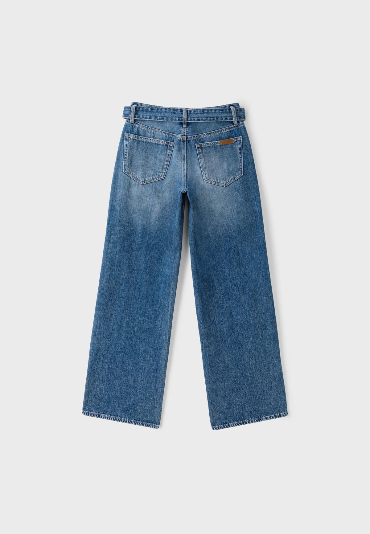 MEDIUM BLUE DENIM