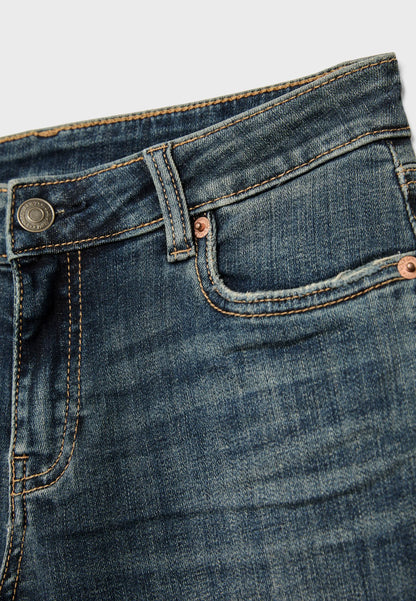 MEDIUM DENIM WASH