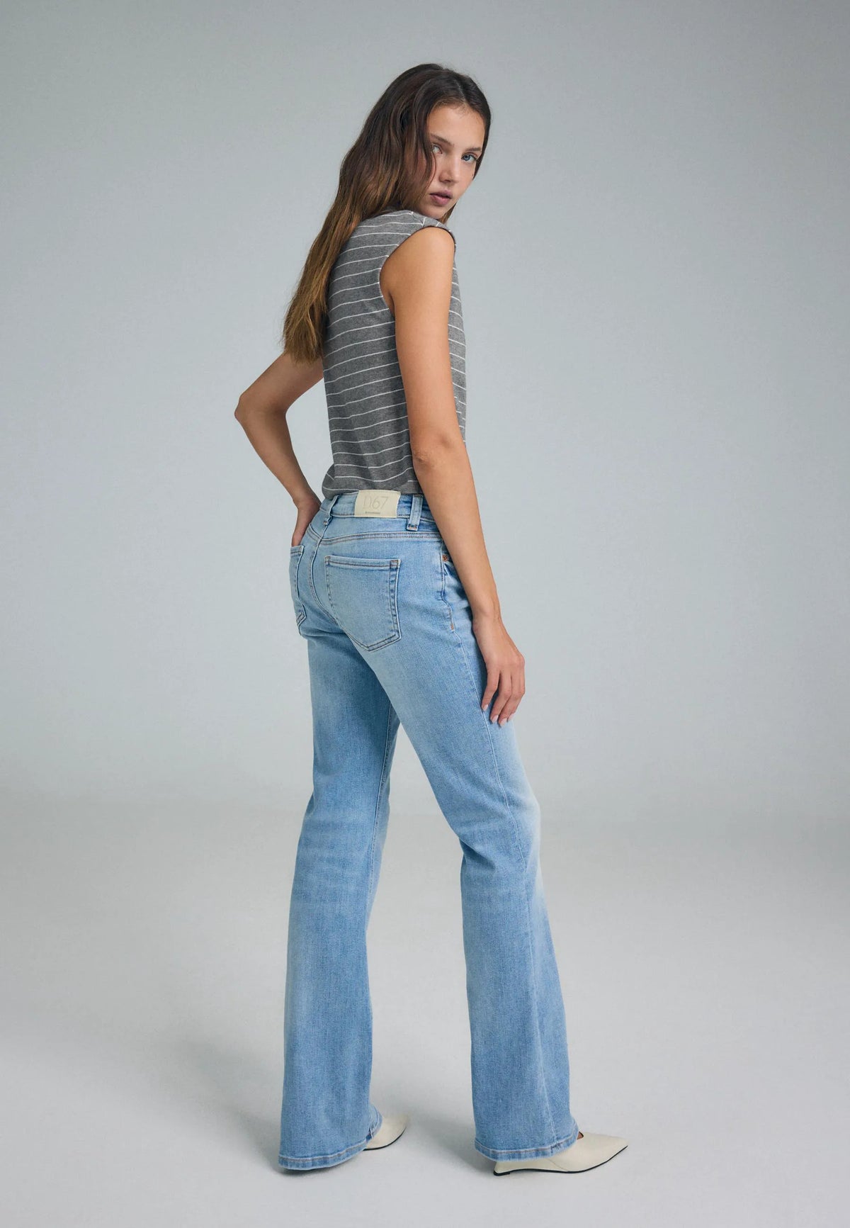MEDIUM LIGHT BLUE DENIM