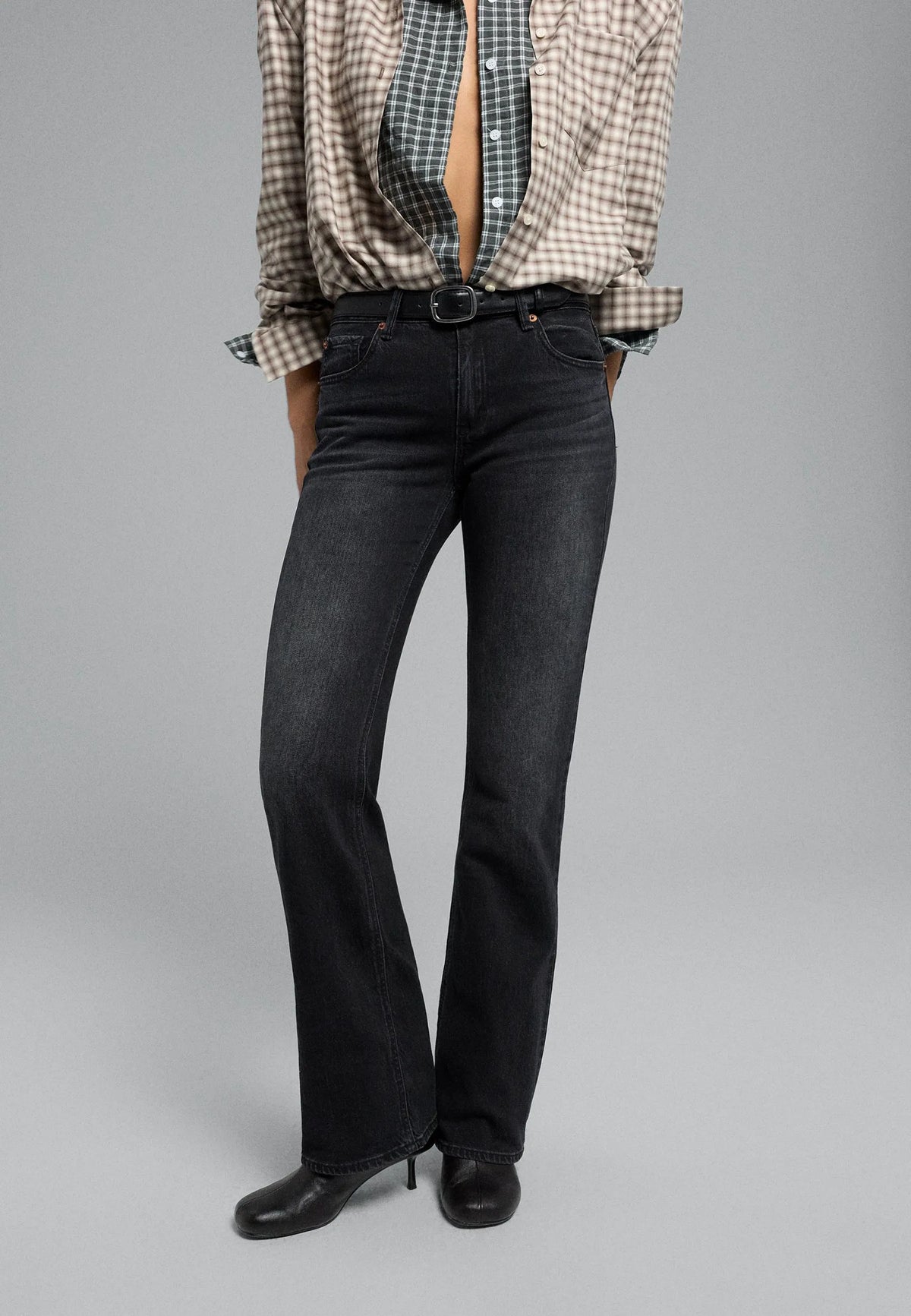 BLACK DENIM WASH