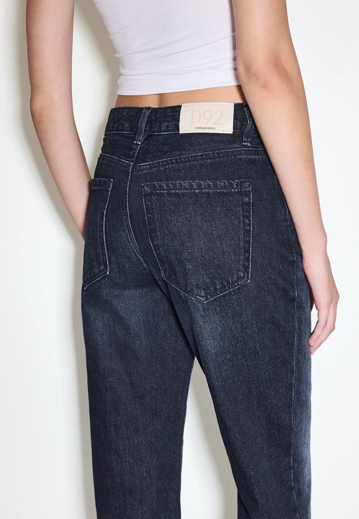 LIGHT GREY DENIM WASH