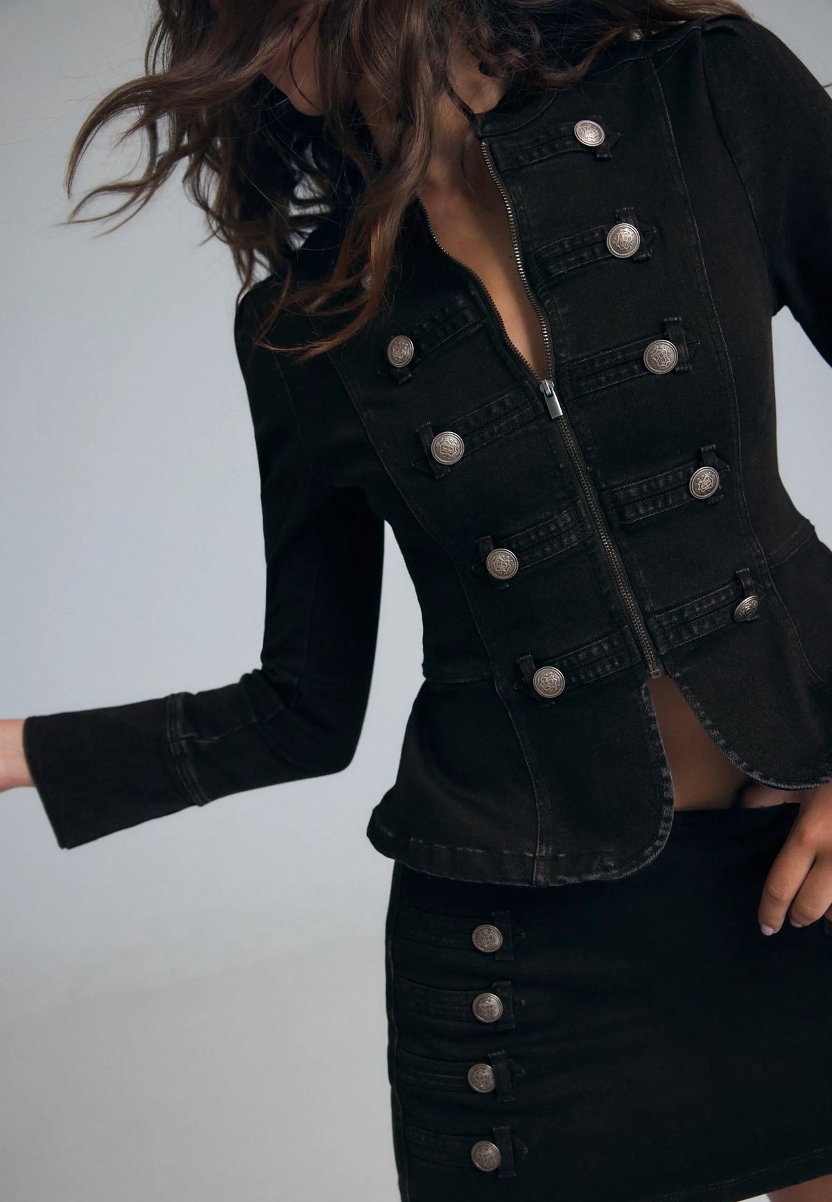 BLACK DENIM WASH