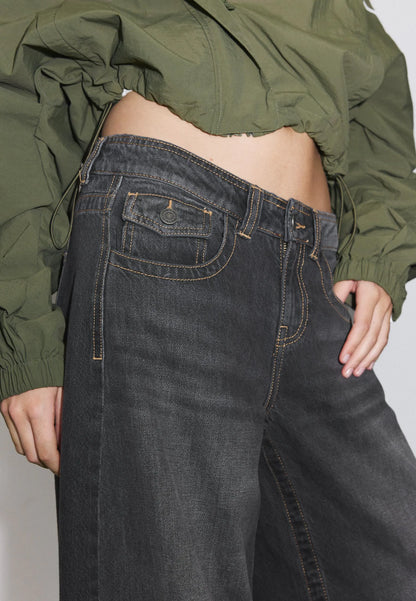 DARK GREY DENIM WASH