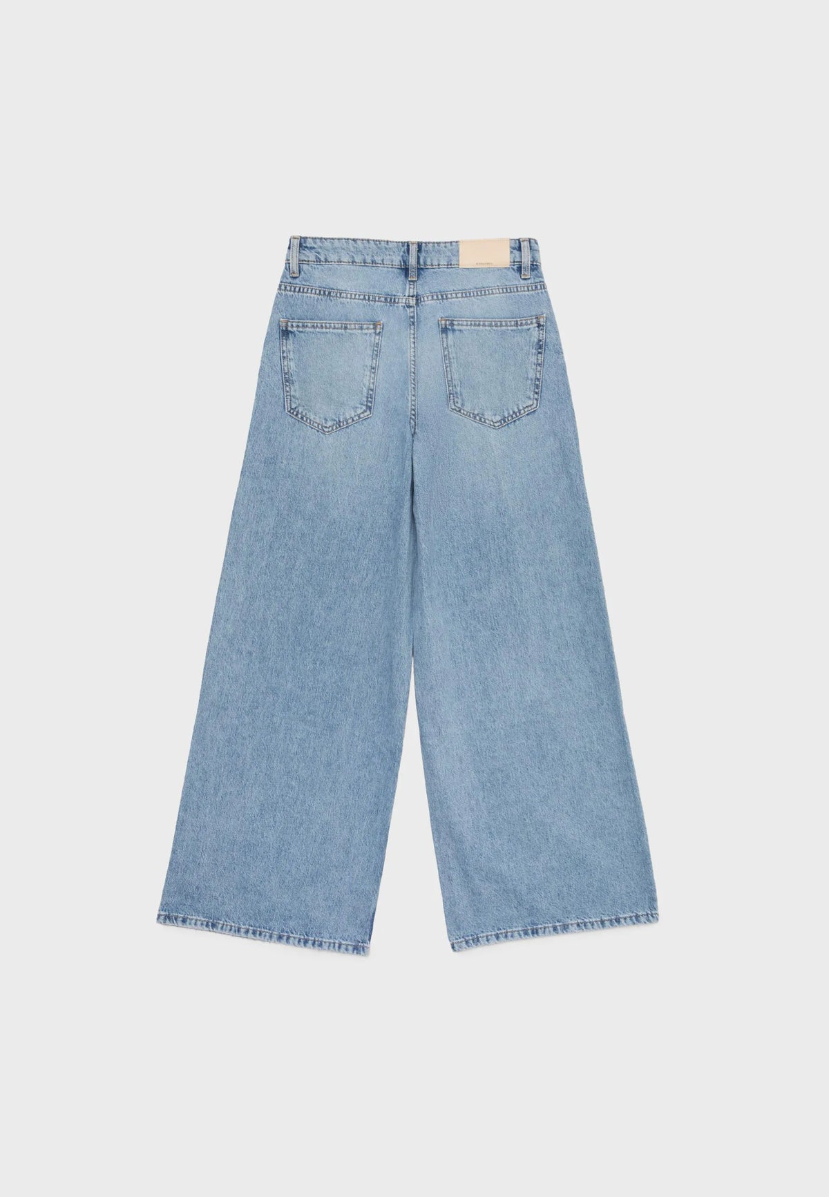 MEDIUM LIGHT BLUE DENIM