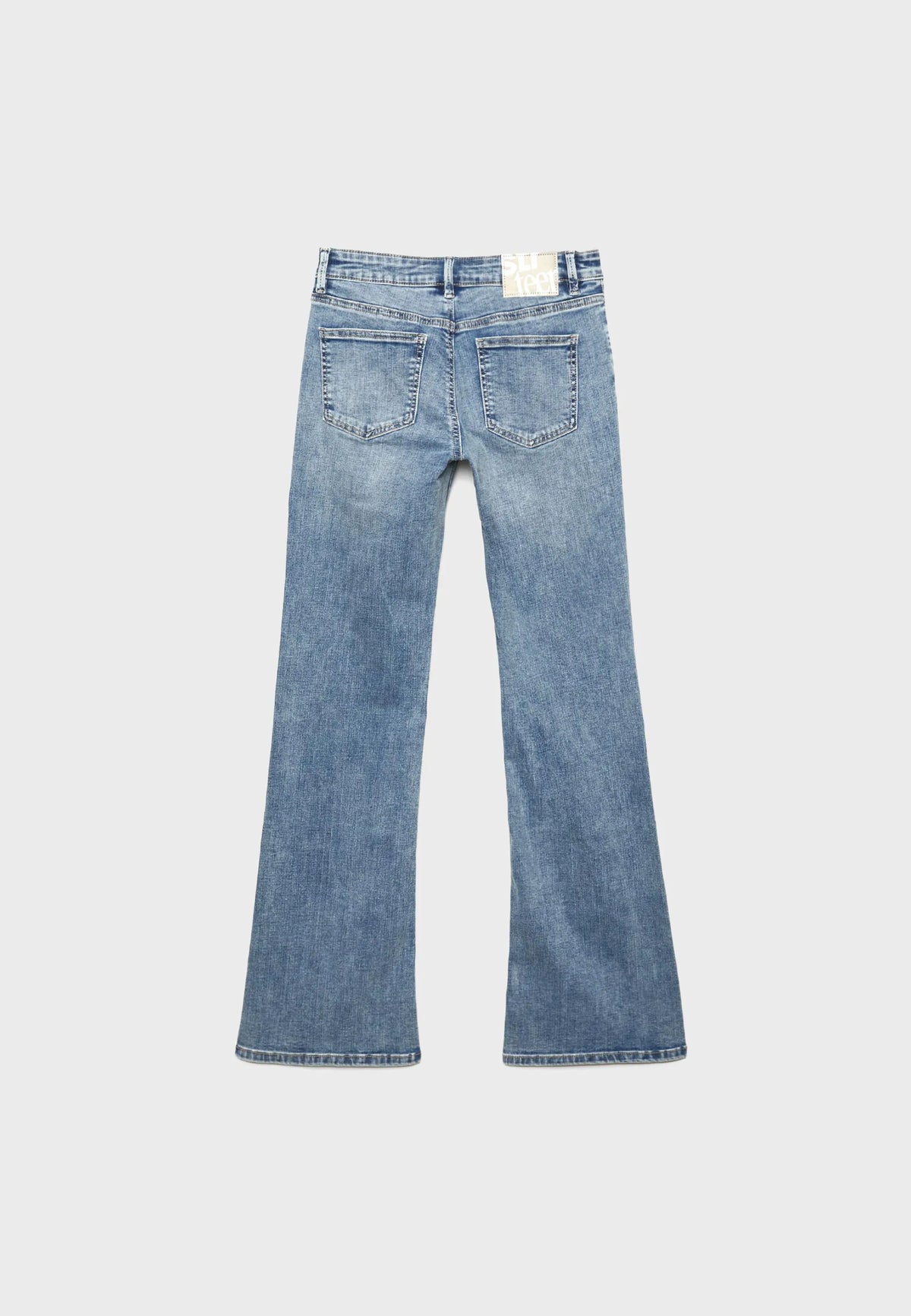 MEDIUM BLUE DENIM