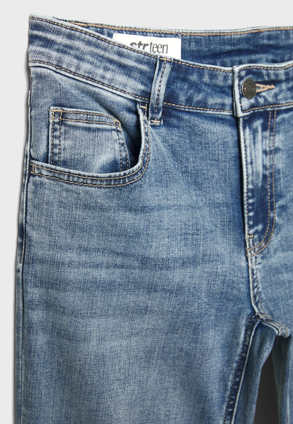 MEDIUM BLUE DENIM