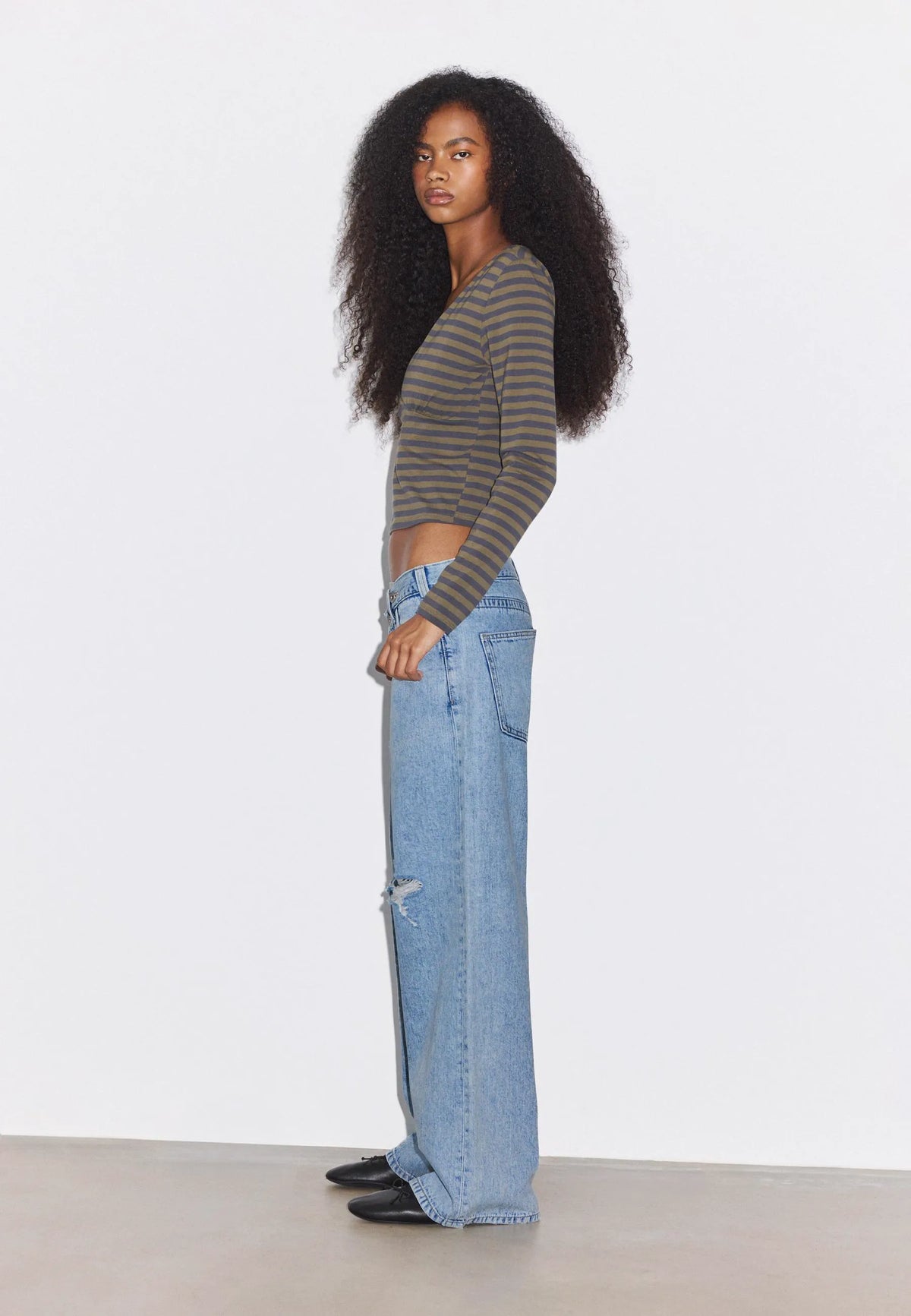 MEDIUM LIGHT BLUE DENIM