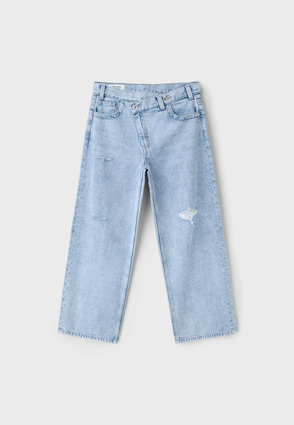 MEDIUM LIGHT BLUE DENIM