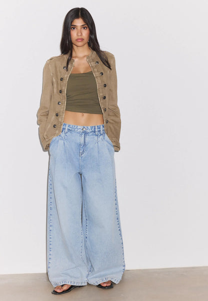 MEDIUM LIGHT BLUE DENIM