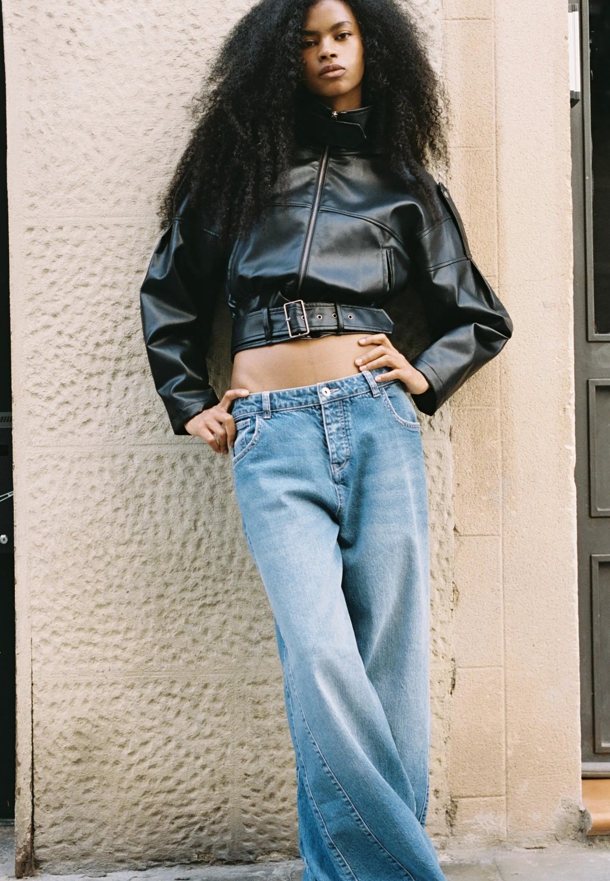MEDIUM BLUE DENIM